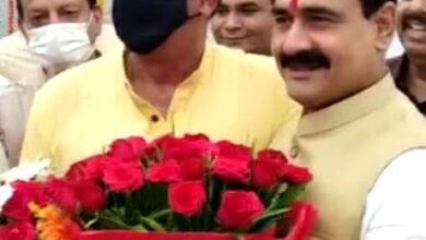 Photo of क्या BJP में शामिल होंगे कांग्रेस नेता अजय सिंह? राजनीति की बदलती तस्वीर, अजय सिंह के घर जाकर नरोत्तम मिश्रा ने दी जन्मदिन की शुभकामनाएं