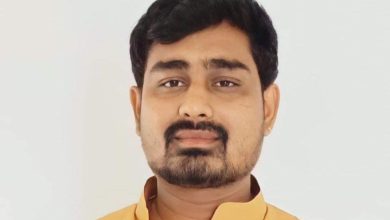 Photo of भाजयुमो की गंगा, लुच्चा, लोफर, लफंगा