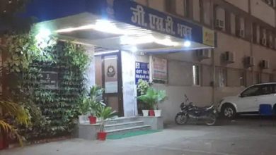 Photo of सेंट्रल जीएसटी के डिप्टी कमिश्नर और उनकी टीम 7 लाख की रिश्वत लेते पकड़े गए