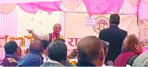 Photo of भाजपा विधायक और एसडीएम में तू-तू, मैं-मैं