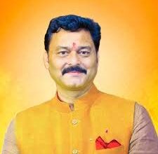 Photo of तीन विधायक गिरा रहे हैं भाजपा की साख