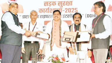 Photo of चाहे जितनी जल्दी हो, सडक़ सुरक्षा नियमों का पालन अवश्य करें