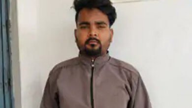 Photo of 10 रुपए के विवाद में टी-स्टॉल संचालक ने सैलून में लगाई आग, आरोपी गिरफ्तार