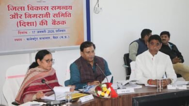 Photo of इचौल और सोनवारी के टोल बैरियर हटेंगे, सांसद ने दिए निर्देश