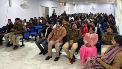 Photo of बिट्स कॉलेज में यातायात जागरूकता अभियान, छात्र-छात्राओं को दी गई ट्रैफिक नियमों की जानकारी