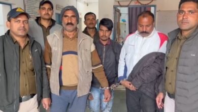 Photo of सिटी कोतवाली पुलिस ने पकड़ा नशीली कफ सिरप का जखीरा, तीन आरोपी गिरफ्तार
