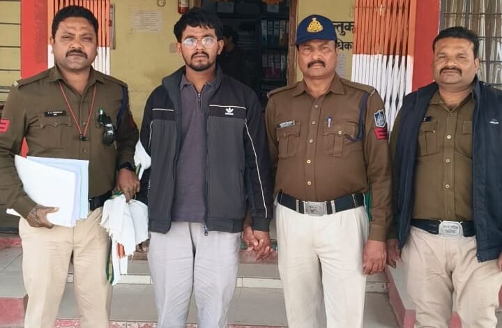 Photo of अटरा हत्याकांड: फरार ईनामी आरोपी सरपंच पति का भाई गिरफ्तार