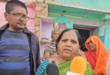 Photo of चौथी बार बुलडोजर की आहट से दहशत में 50 परिवार, प्रशासन–संतों की बैठक के बाद भी संशय बरकरार