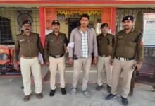 Photo of 49 दिन बाद हत्याकांड का मुख्य आरोपी गिरफ्तार, 10 हजार का इनामी था सरपंच पति