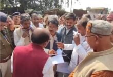 Photo of रामपुर बाघेलान में कानून व्यवस्था पर बवाल: बस स्टैंड में प्रदर्शन, 7 दिन में कार्रवाई नहीं तो तालाबंदी की चेतावनी