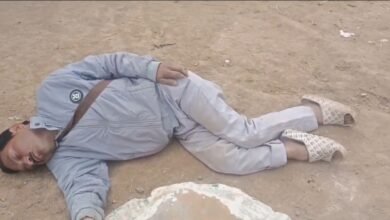 Photo of शराब के नशे में स्कूल परिसर में लोटता दिखा शिक्षक, छात्रों ने बनाया वीडियो