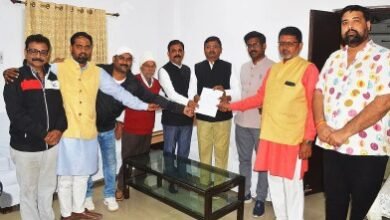 Photo of सतना नगर निगम में खुली जंग! कमिश्नर को हटाने महापौर ने खोला मोर्चा, 29 पार्षदों संग सीएम के नाम ज्ञापन