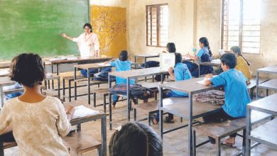 Photo of बिजली नहीं तो स्मार्ट क्लास कैसे चलेगी?